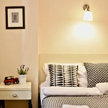 Stary Rynek Strzalowa Estate Center Apartamento
